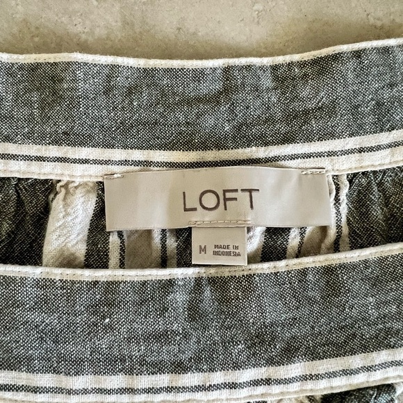 LOFT Cream Striped Ruffle Shoulder Tank Linen Blend Size Medium - Picture 3 of 8